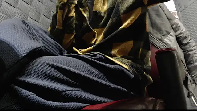 Snapshot of hardbigcock16 chatting on November 26, 2025, 9:53 am hardbigcock16 online show from November 26, 2025, 9:53 am