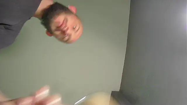 Snapshot of hardbigcock16 chatting on November 29, 2025, 7:36 pm hardbigcock16 online show from November 29, 2025, 7:36 pm