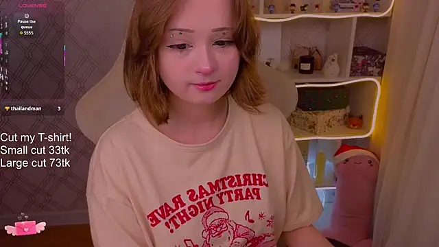 Mary uw online show from December 17, 2025, 3:22 am