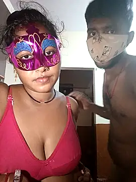 Snapshot of juhi06 chatting on March 7, 2026, 6:35 pm juhi06 online show from March 7, 2026, 6:35 pm