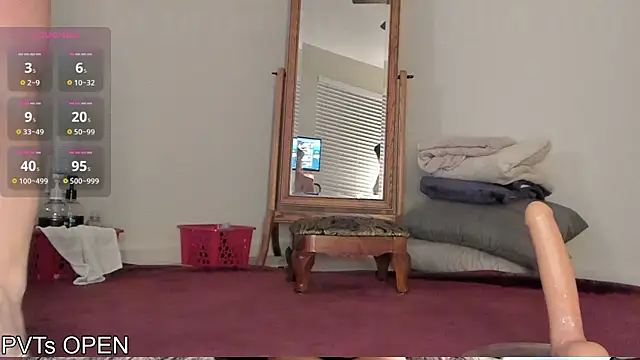 Snapshot of Peaches_N_Kreme chatting on October 1, 2025, 2:38 am Peaches N Kreme online show from October 1, 2025, 2:38 am