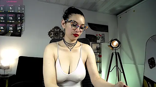 Snapshot of paulinabarnett- chatting on March 22, 2025, 11:53 pm paulinabarnett- online show from March 22, 2025, 11:53 pm