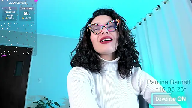paulinabarnett- online show from May 16, 2026, 2:54 am