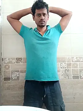 Snapshot of Long_Laster chatting on December 22, 2025, 3:39 am Long Laster online show from December 22, 2025, 3:39 am