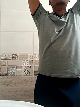 Snapshot of Long_Laster chatting on September 19, 2025, 4:16 am Long Laster online show from September 19, 2025, 4:16 am