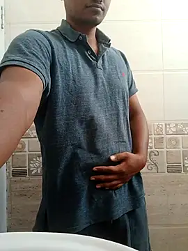 Snapshot of Long_Laster chatting on November 26, 2025, 5:07 am Long Laster online show from November 26, 2025, 5:07 am