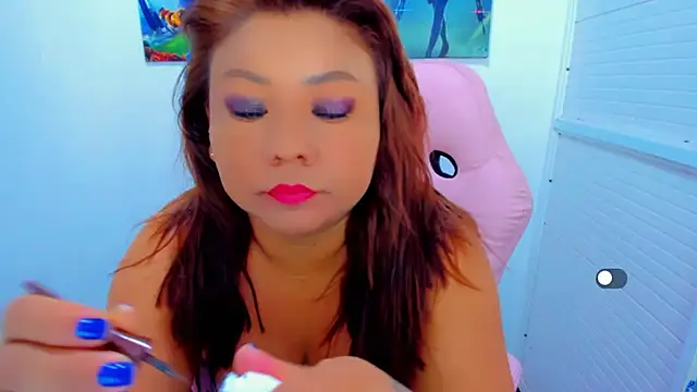 Snapshot of victoria_love89 chatting on July 8, 2026, 2:35 am victoria love89 online show from July 8, 2026, 2:35 am