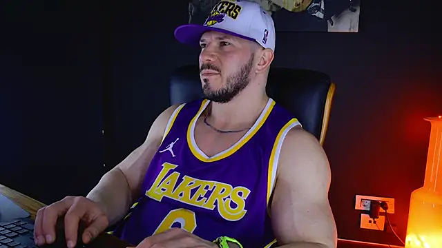 AngeloEric online show from February 7, 2025, 2:04 pm