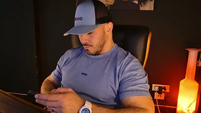 AngeloEric online show from February 13, 2026, 1:22 pm