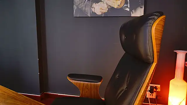 AngeloEric online show from September 27, 2025, 12:22 pm