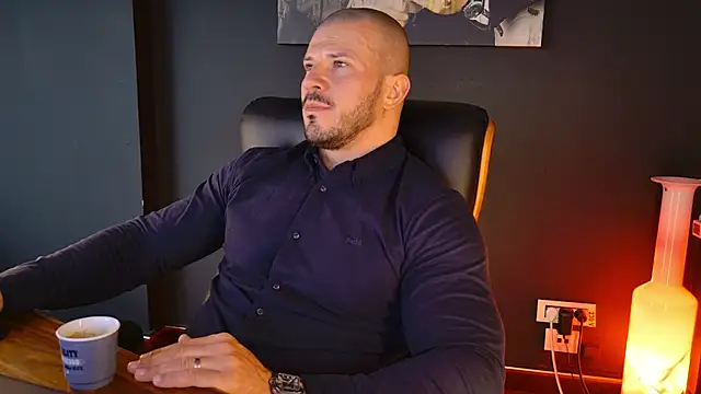 AngeloEric online show from October 27, 2025, 12:06 pm