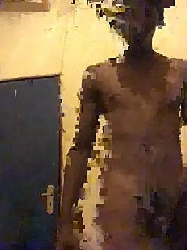 Snapshot of thekidrose chatting on March 3, 2026, 8:16 pm thekidrose online show from March 3, 2026, 8:16 pm