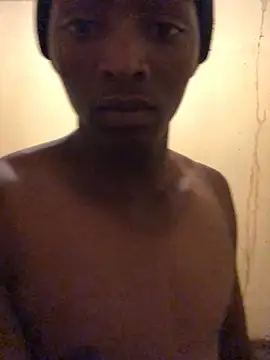 Snapshot of thekidrose chatting on January 12, 2026, 2:18 am thekidrose online show from January 12, 2026, 2:18 am