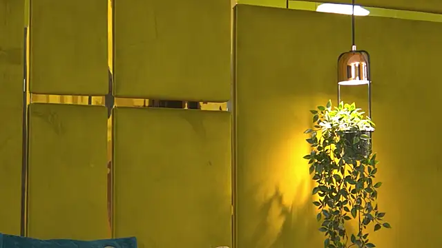 Snapshot of NattyDevon chatting on October 13, 2025, 5:42 am NattyDevon online show from October 13, 2025, 5:42 am