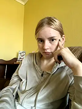 Snapshot of DaMa-1808 chatting on September 26, 2025, 10:33 am DaMa-1808 online show from September 26, 2025, 10:33 am