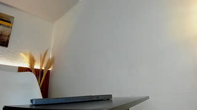 zander 2120 online show from July 9, 2026, 1:43 pm