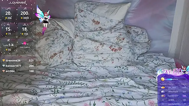 Coralie20  online show from March 17, 2025, 2:01 pm