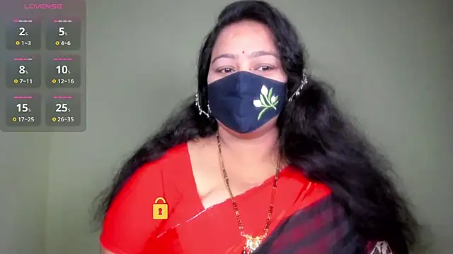 neelu-hoty online show from July 1, 2026, 12:38 pm