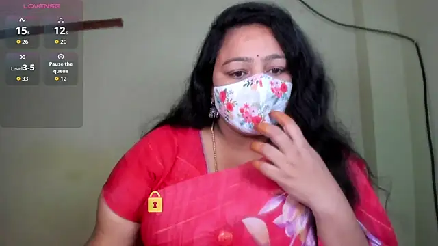 neelu-hoty online show from June 3, 2026, 8:26 am