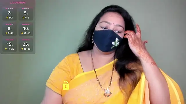 neelu-hoty online show from July 3, 2026, 9:16 am