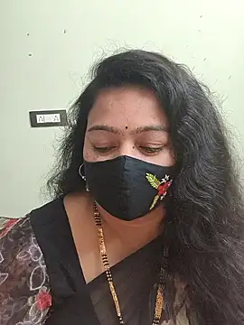 neelu-hoty online show from February 1, 2026, 8:34 am