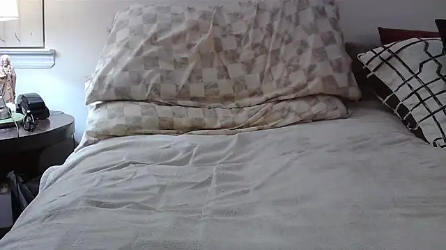 Hand69someguy online show from October 26, 2025, 2:45 am