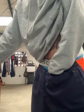 27powercm online show from April 19, 2026, 6:43 pm