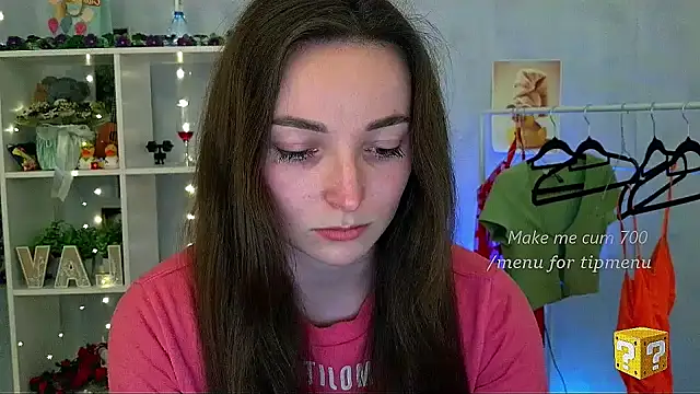 Snapshot of _Barbie_Kiss_ chatting on April 13, 2026, 1:04 pm Barbie Kiss online show from April 13, 2026, 1:04 pm