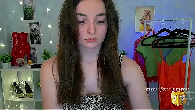 Snapshot of _Barbie_Kiss_ chatting on April 16, 2026, 2:07 pm Barbie Kiss online show from April 16, 2026, 2:07 pm