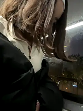 Asian Asami online show from October 25, 2025, 3:01 pm