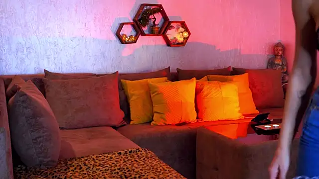 angelinaRae online show from February 22, 2026, 4:08 pm