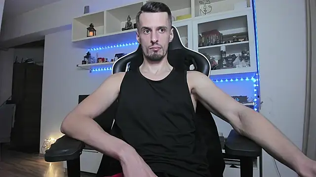 ToddClaytonn online show from December 4, 2025, 5:12 pm