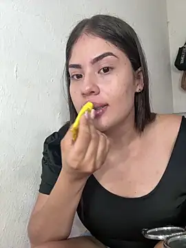 Snapshot of Sofia__cute3 chatting on February 16, 2026, 8:07 pm Sofia cute3 online show from February 16, 2026, 8:07 pm