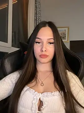 EricaWalls online show from March 12, 2026, 8:13 pm