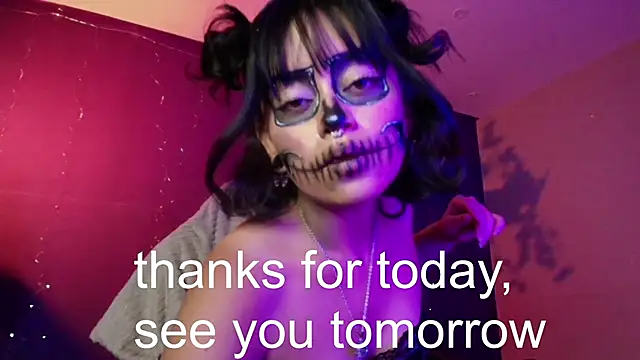 vanelope11 online show from October 31, 2025, 6:48 pm