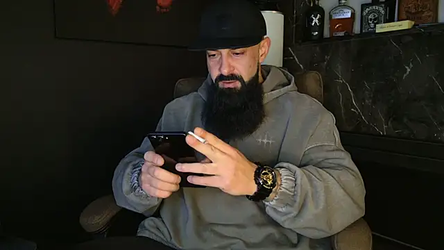 axxelrich  online show from November 19, 2025, 5:29 am