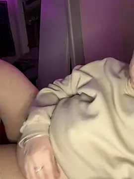 menaceswife online show from March 22, 2025, 11:42 pm