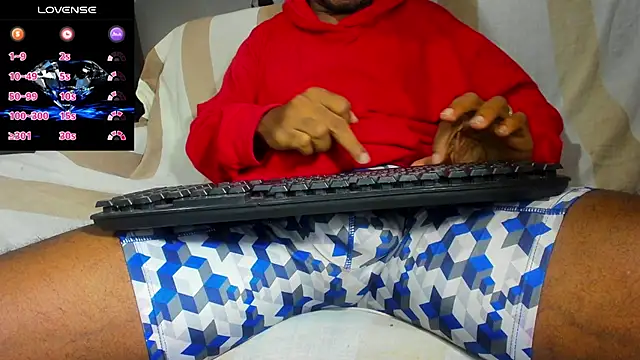 Snapshot of black__diiamond chatting on September 20, 2025, 12:32 pm black  diiamond online show from September 20, 2025, 12:32 pm