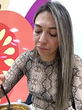 rachellboom online show from May 27, 2026, 10:28 pm
