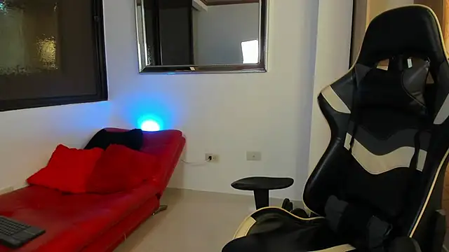 julian wallace online show from March 6, 2026, 4:35 pm