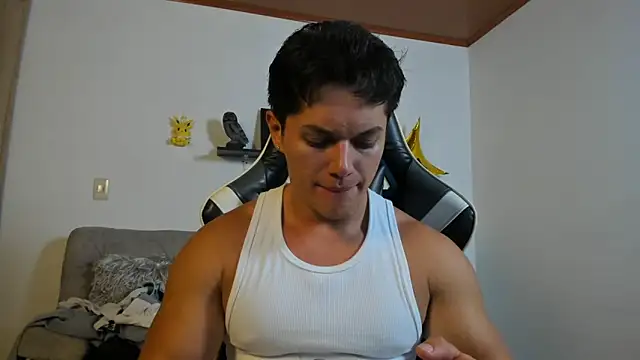 Snapshot of julian_wallace chatting on November 21, 2025, 3:44 pm julian wallace online show from November 21, 2025, 3:44 pm