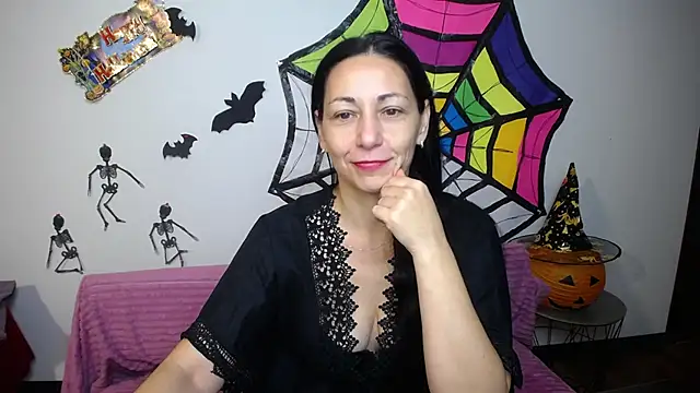 LiluGrants online show from October 21, 2025, 6:29 pm