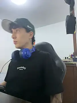 gojo satoru 18 online show from March 15, 2026, 11:34 pm