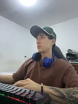 gojo satoru 18 online show from April 7, 2026, 9:16 pm