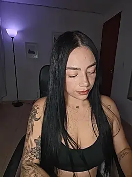 helena smith online show from July 28, 2026, 3:47 am