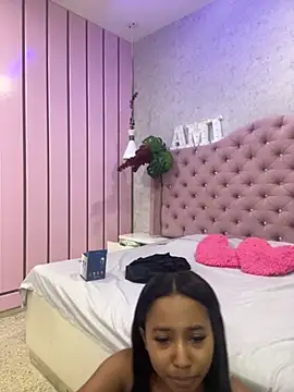 GabrielaLugo online show from November 26, 2025, 11:54 am