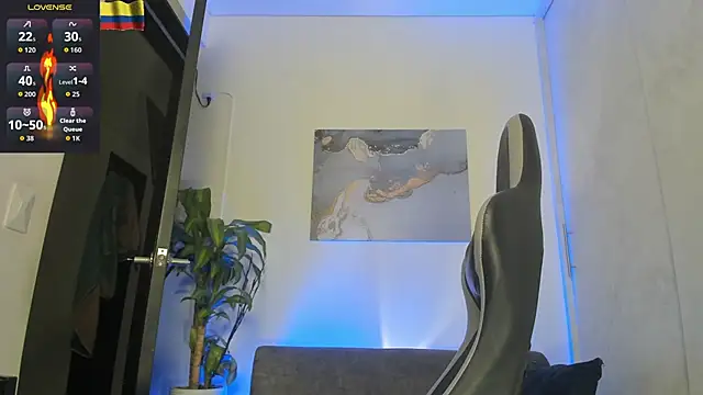 Yeiko Romero  online show from November 2, 2025, 12:32 pm