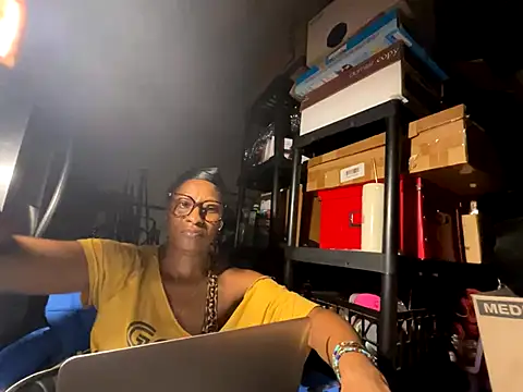 wynterheat online show from September 20, 2025, 9:47 am