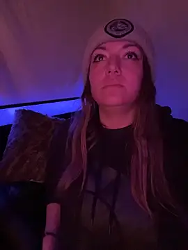 Snapshot of SummerV91 chatting on February 15, 2026, 11:36 pm SummerV91 online show from February 15, 2026, 11:36 pm