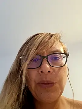 Snapshot of JessicaMuse chatting on May 29, 2026, 10:16 pm JessicaMuse online show from May 29, 2026, 10:16 pm